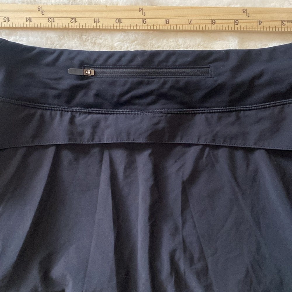 Lululemon - Picture 4 of 6